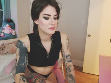 hot cam girl aynmarie image #3163710