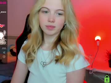 hot cam girl small_blondee image #2454772