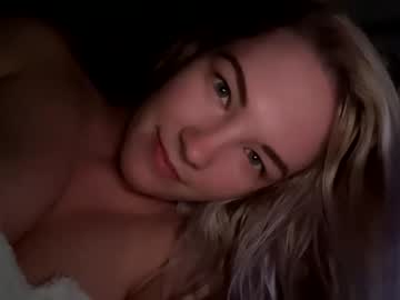hot cam girl mariah95 image #604198