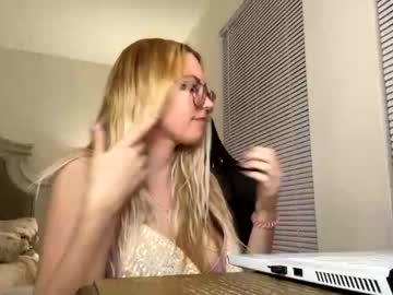 hot cam girl mariah95 image #2853790