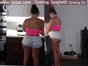 hot cam girl milavalentinax image #3014920