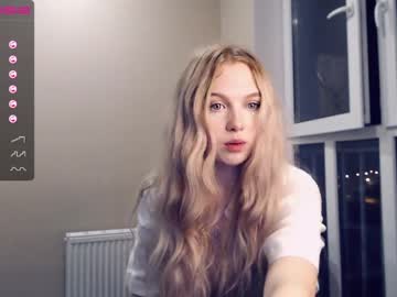 hot cam girl small_blondee image #51620