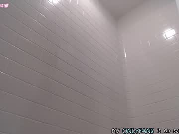 hot cam girl evelynpiers image #2777433