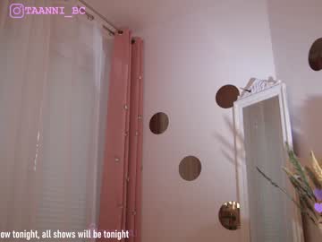 hot cam girl taanni_bc image #3671778