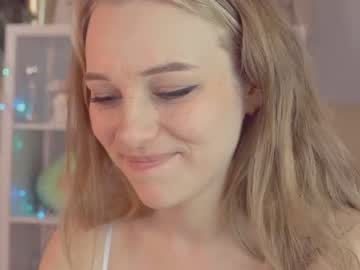 hot cam girl mia_milagros image #890917