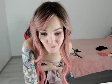 hot cam couple mia_n_harry image #1740725