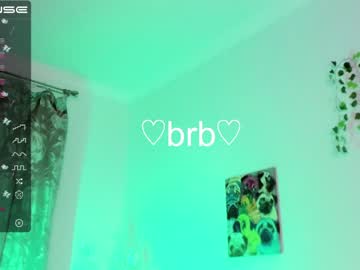 hot cam girl small_blondee image #2615990