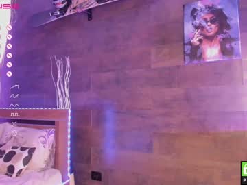 hot cam girl yolandabertha image #2639653