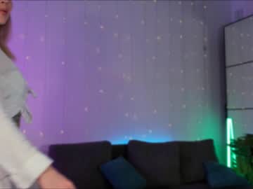 hot cam girl emmi_rosee image #4483285