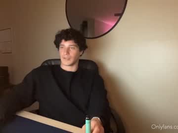 hot cam man cozyrice image #2996354