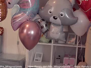 hot cam girl mia_milagros image #1555510