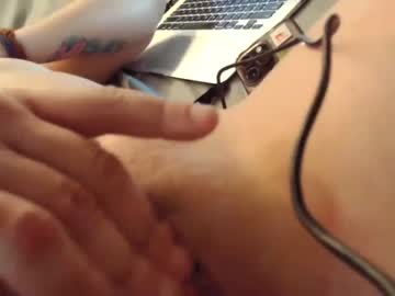 pikabewbs_magikock hot cam