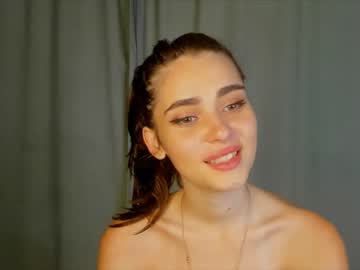 hot cam girl scarletmore image #3431249