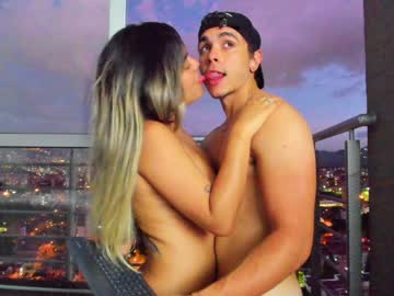 hot cam couple the_walkers_ image #1018828