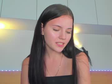 hot cam girl sweetie_karoline image #1910812