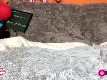hot cam girl lily_holy image #1922059