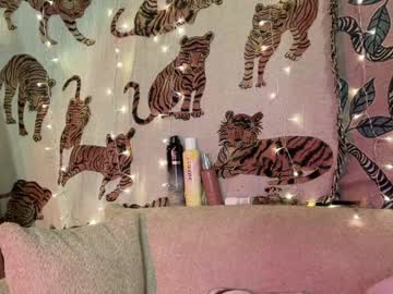 hot cam girl ari_02 image #4316680