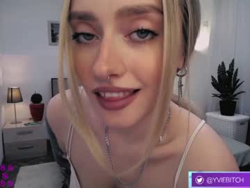 hot cam girl _yvie_ image #2889322