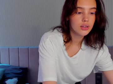 hot cam girl angella_kleee image #3426396