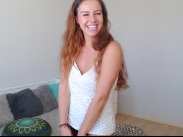 hot cam girl emerald_kittycat image #1753935