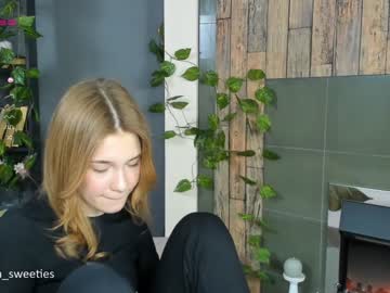 hot cam couple thomashelena image #847583