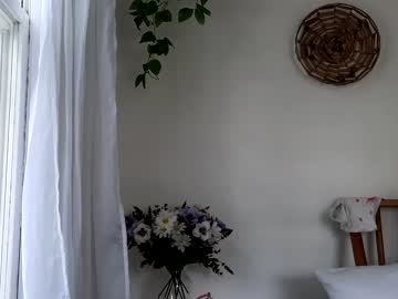 hot cam girl littlegreekflower image #3411034