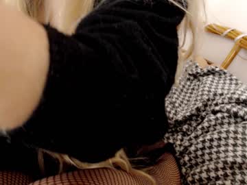 hot cam girl pervyblonde image #1189139