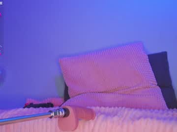 hot cam girl aveksmr image #1995103