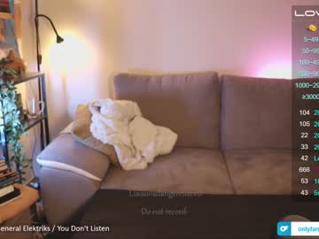 hot cam girl liaisonsdangereuses image #1453148