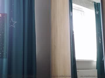hot cam girl small_blondee image #4448614