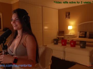 hot cam girl laurenbrite image #1693990