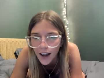 hot cam girl oliviahansleyy image #4626268