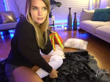 hot cam girl phoenix_taylor image #540848