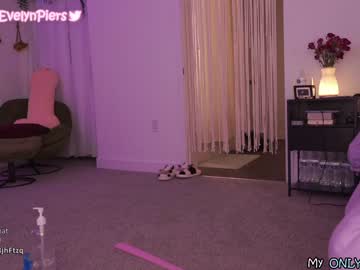 hot cam girl evelynpiers image #1771818