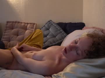 hot cam girl sistinehashands image #3999397