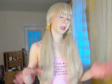 hot cam girl virgiin_lily image #1024062