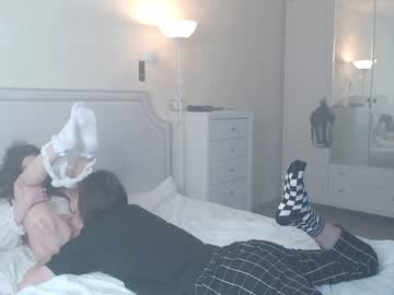 hot cam couple dealerslat image #1103548