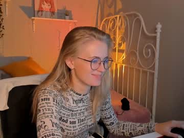hot cam girl linellali image #1662134
