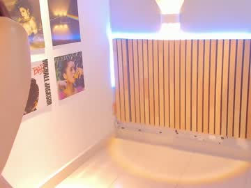 hot cam girl little_effy18 image #3483392