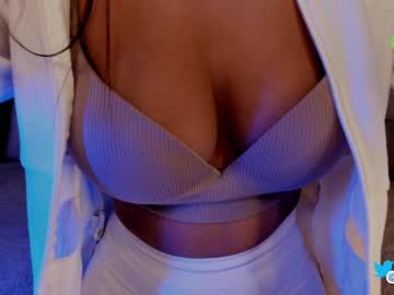 hot cam girl hollyextra image #2689445