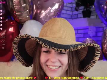 hot cam girl helenahayley image #753427