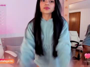hot cam girl sweet_littleee image #2978860
