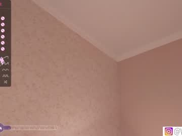 hot cam girl bzzzme image #4129725