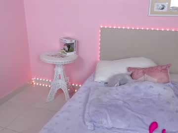 hot cam girl little_effy18 image #735371