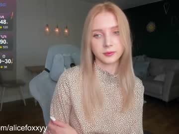 hot cam girl oh_honey_ image #4107222