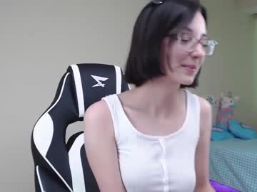 hot cam girl queen_kitty1818 image #1318189