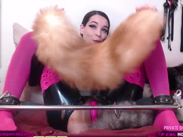 hot cam girl lilithinlatex image #475601