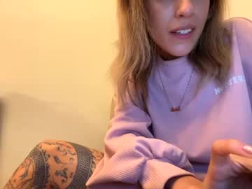 hot cam girl ashleyjohannsson image #2954387