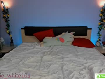 hot cam girl foxhilary image #1475530