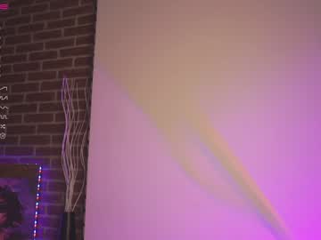 hot cam girl yolandabertha image #2920221